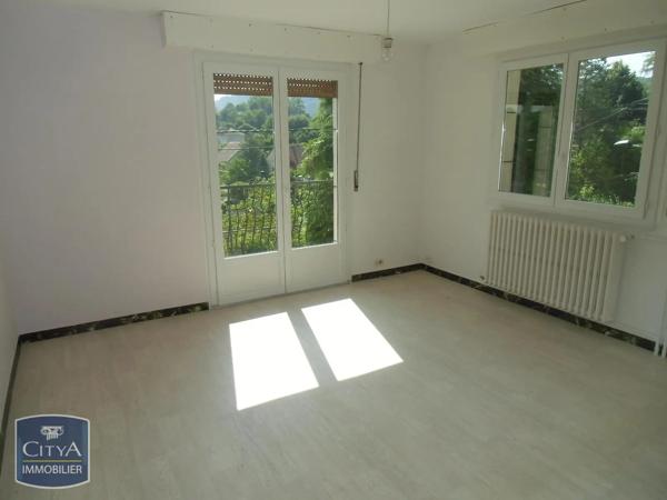 Appartement à louer 4 pièces 75.25m² Besançon (25000)