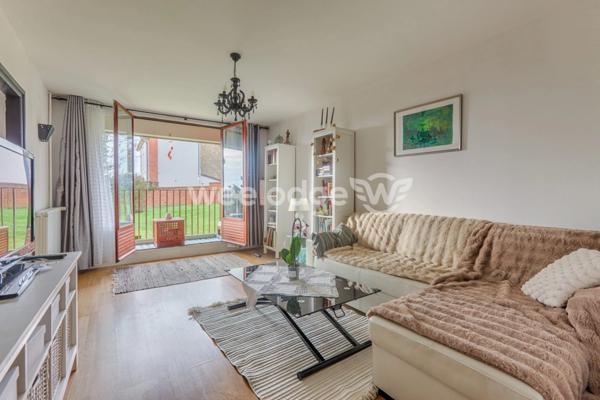 Appartement à vendre 2 pièces de 59,78 m² à Andrésy Autres biens correspondant à votre recherche Autres biens de l'agent