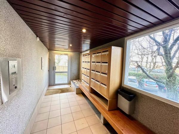 GRENOBLE – POLYGONE – T2 AVEC TERRASSE DE PLUS DE 45 M²