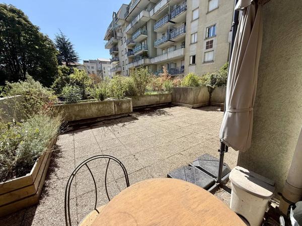 GRENOBLE – POLYGONE – T2 AVEC TERRASSE DE PLUS DE 45 M²