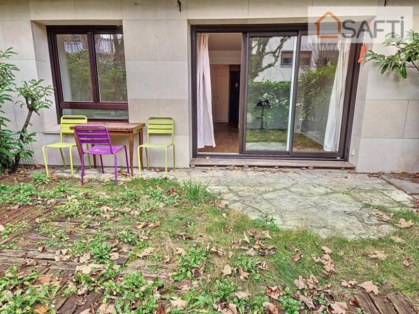 Au calme, à 2 pas du RER et des commerces, joli T2 possibilité T3 avec jardin.