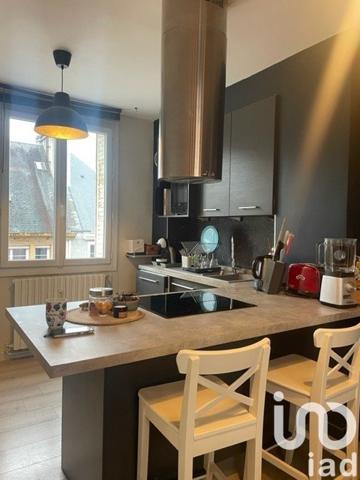 Appartement 3 pièces de 93 m² à Saint-Lô (50000)