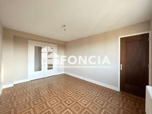 Location Appartement 3 pièces 55.4 m² - 14 RUE TONY FERRET Bourg En Bresse 01000