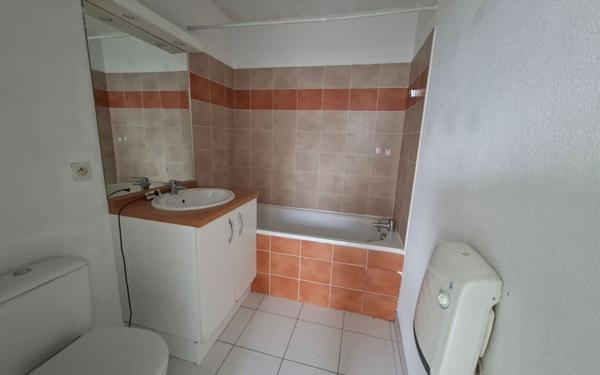 Appartement à vendre    2 pièces • 2,78 m2 Manosque