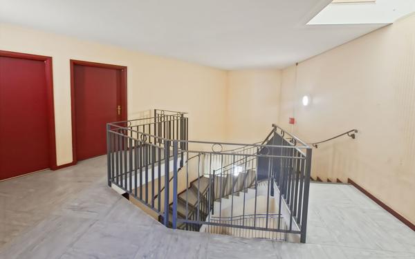 Appartement à vendre    2 pièces • 2,78 m2 Manosque