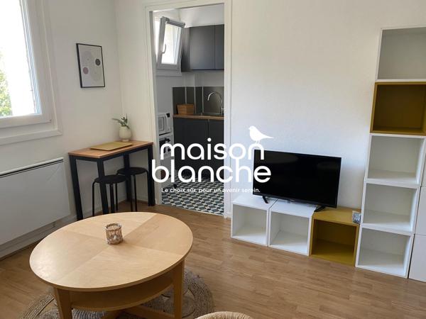 Le Bouscat beau studio meublé de 24m2