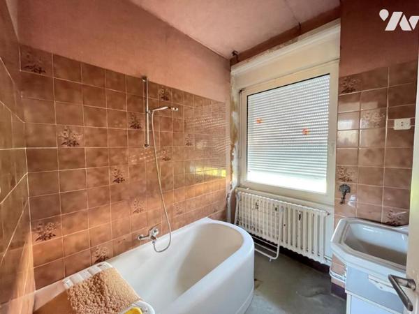 Entre SAINT MALO et CANCALE - Maison / Ferme T5 de 117m² avec nombreuses annexes sur 2,5ha de terre.
