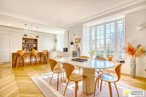 "Versailles Les Près" Sublime appartement meublé de 6 pièces de 150 m² avec cave ! Loyer 4 200 €/mois charges comprises **  - Référence  28372