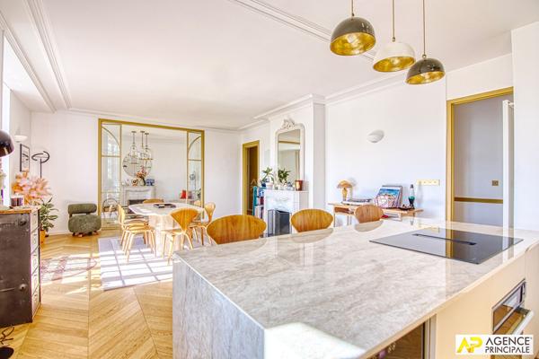 "Versailles Les Près" Sublime appartement meublé de 6 pièces de 150 m² avec cave ! Loyer 4 200 €/mois charges comprises **  - Référence  28372