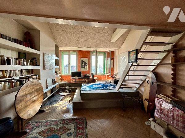 Place Louis Chazette