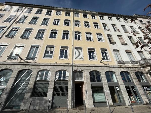 Place Louis Chazette