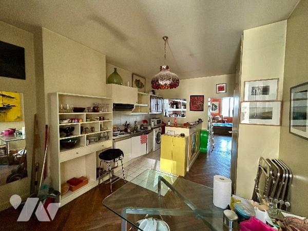 Place Louis Chazette