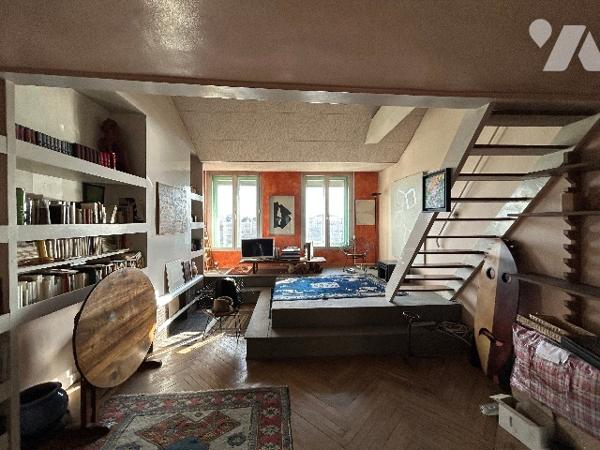 Place Louis Chazette