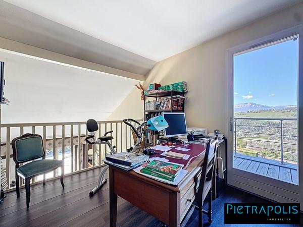 Magnifique maison de 163m2 avec 5 chambres + Bureau + Vue exceptionnelle