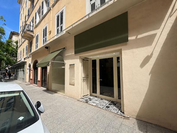 Murs Bastia 72,29 m2 Bastia centre ville Rue César Campinchi