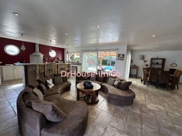 Maison à vendre 5 pièces de 180 m²