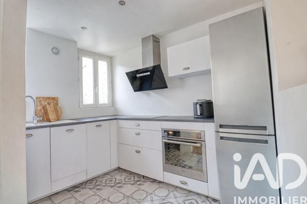 Maison à vendre 6 pièces 107 m² Saint-Leu-d'Esserent