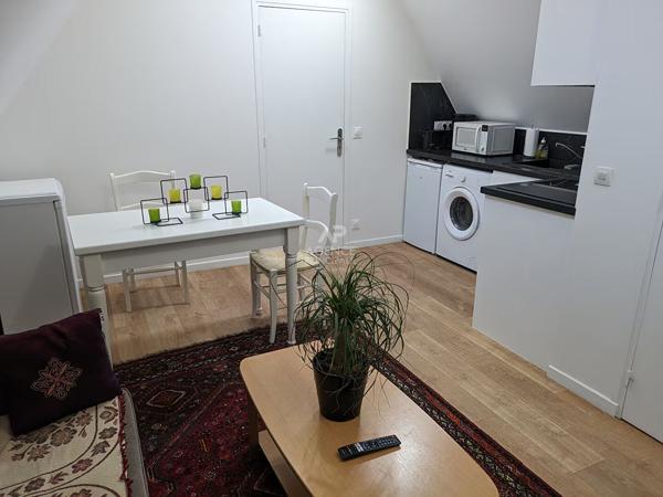 Appartement 3 pièce(s) 54 m2- Secteur Pontel Saint Germain En Laye Loyer 1 500 €/mois charges comprises **  - Référence  18092