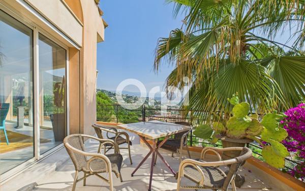 Maison à vendre    6 pièces •  Mandelieu-la-Napoule