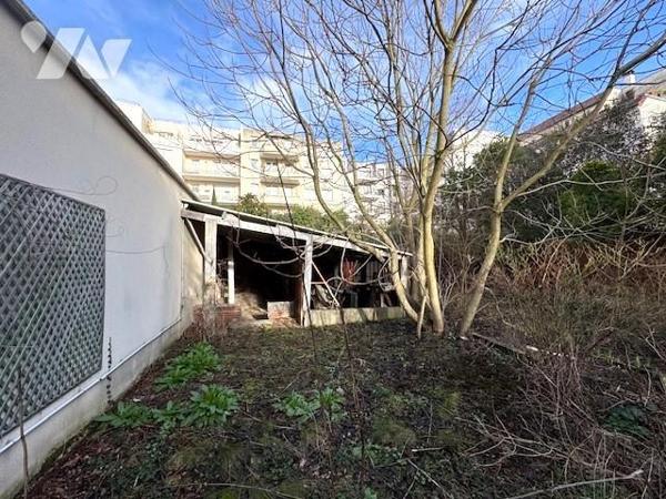 ASNIERES SUR SEINE - AVENUE D'ARGENTEUIL - MAISON 6 PIECES + GRAND JARDIN