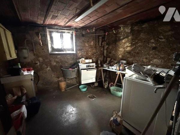 ASNIERES SUR SEINE - AVENUE D'ARGENTEUIL - MAISON 6 PIECES + GRAND JARDIN