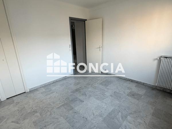 Location Appartement 4 pièces 84.75 m² - 39 IMPASSE FLEURIE St Laurent Du Var 06700