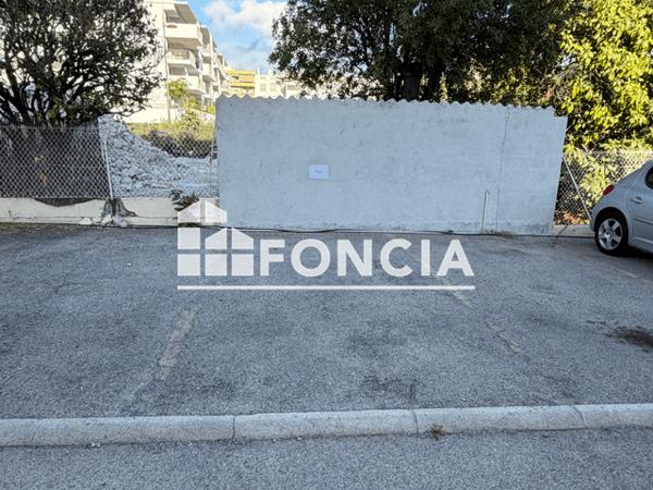 Location Appartement 4 pièces 84.75 m² - 39 IMPASSE FLEURIE St Laurent Du Var 06700