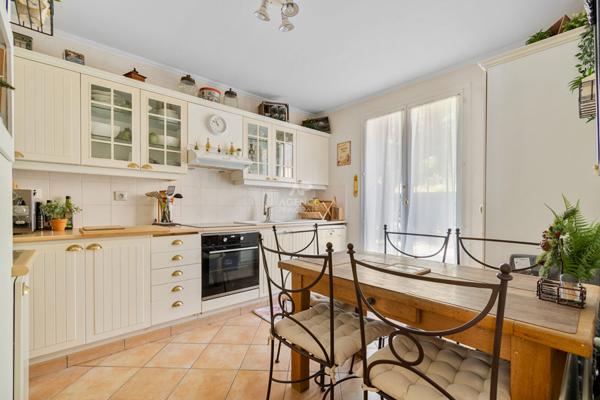 Maison Fourqueux 7 pièce(s) €880 000 ** - Référence 17230