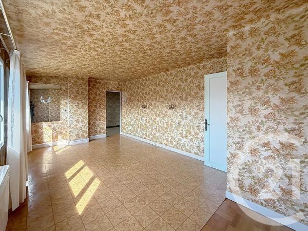 Maison à vendre  6 pièces - 128,03 m 2   NOISY LE GRAND  - 93
