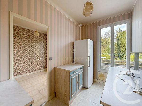 Maison à vendre  6 pièces - 128,03 m 2   NOISY LE GRAND  - 93