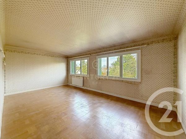 Maison à vendre  6 pièces - 128,03 m 2   NOISY LE GRAND  - 93