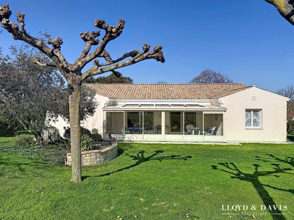 Meschers centre : Maison plain-pied 144 m², 3 chambres, 1500 m² de terrain