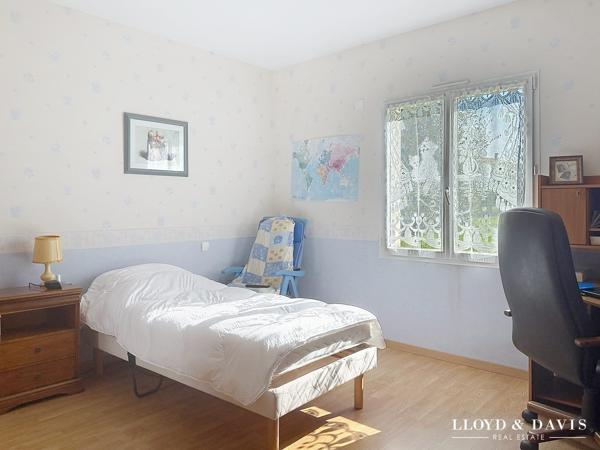 Meschers centre : Maison plain-pied 144 m², 3 chambres, 1500 m² de terrain