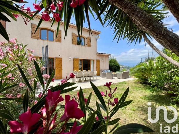 Maison à vendre 4 pièces 134 m² Mandelieu-la-Napoule