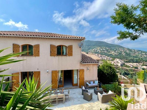 Maison à vendre 4 pièces 134 m² Mandelieu-la-Napoule