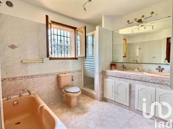 Maison à vendre 4 pièces 134 m² Mandelieu-la-Napoule