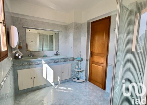 Maison à vendre 4 pièces 134 m² Mandelieu-la-Napoule