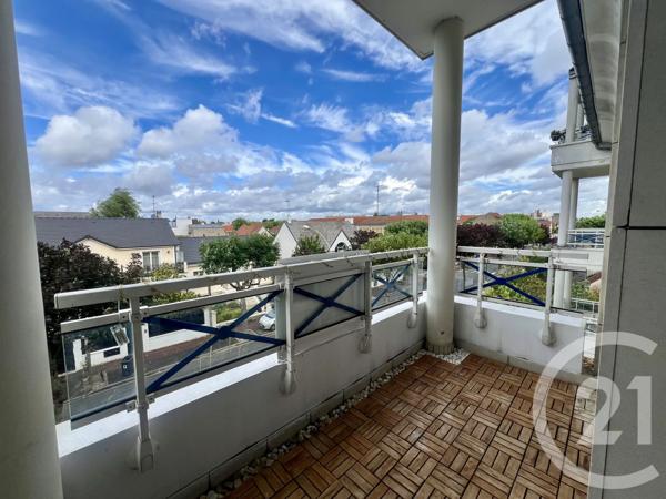 Appartement F2 à vendre  2 pièces - 44,49 m 2   ST MAUR DES FOSSES  - 94