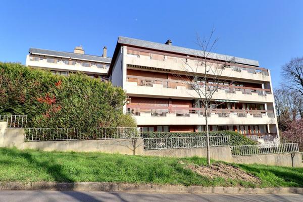 Bel Appartement 5 pièces (98,70 m²) Maisons-Laffitte, Environnement préservé ,13 min gare à pied