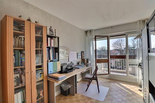 Bel Appartement 5 pièces (98,70 m²) Maisons-Laffitte, Environnement préservé ,13 min gare à pied
