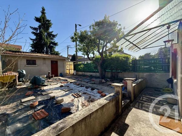 Maison à vendre  5 pièces - 111,08 m 2   LIVRY GARGAN  - 93