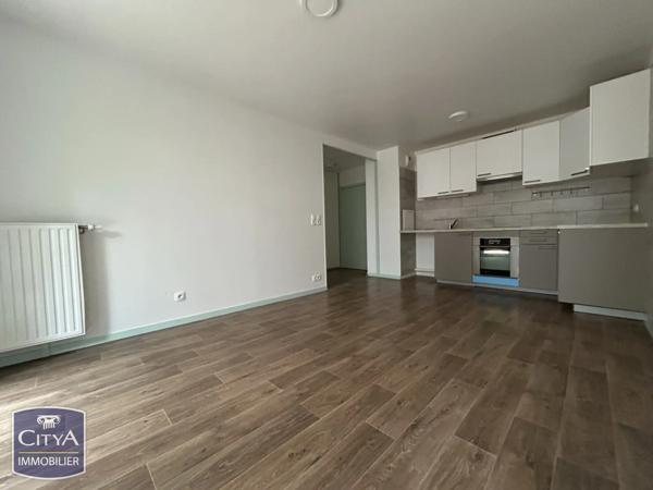 Appartement à vendre 3 pièces 53m² Corbeil-Essonnes (91100)