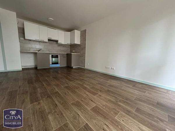 Appartement à vendre 3 pièces 53m² Corbeil-Essonnes (91100)