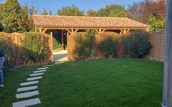 Maison à vendre    4 pièces • 84 m2 Le Puy-Sainte-Réparade