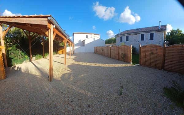 Maison à vendre    4 pièces • 84 m2 Le Puy-Sainte-Réparade