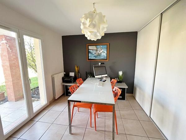 Maison Aussonne 8 pièce(s) avec piscine sur 1236 m² de terrain, hors couloir aérien