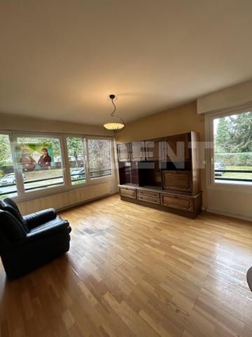  APPARTEMENT 3P DANS UN PARC VERDOYANT ET AU CALME.