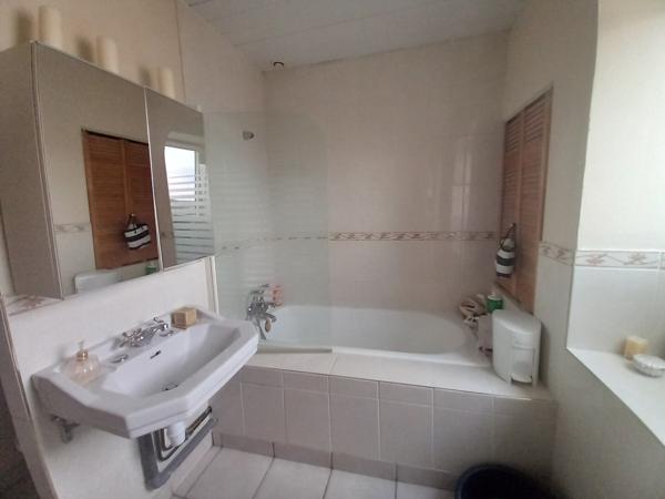 IMMEUBLE PROCHE GARE POSSILITE 4 LOTS