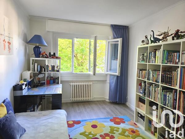 Appartement à vendre 4 pièces 83 m² Ville-d'Avray