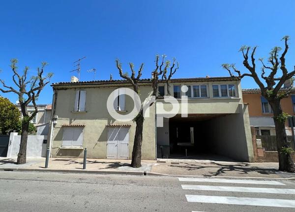 Maison à vendre    8 pièces • 214 m2 Roquefort-la-Bédoule